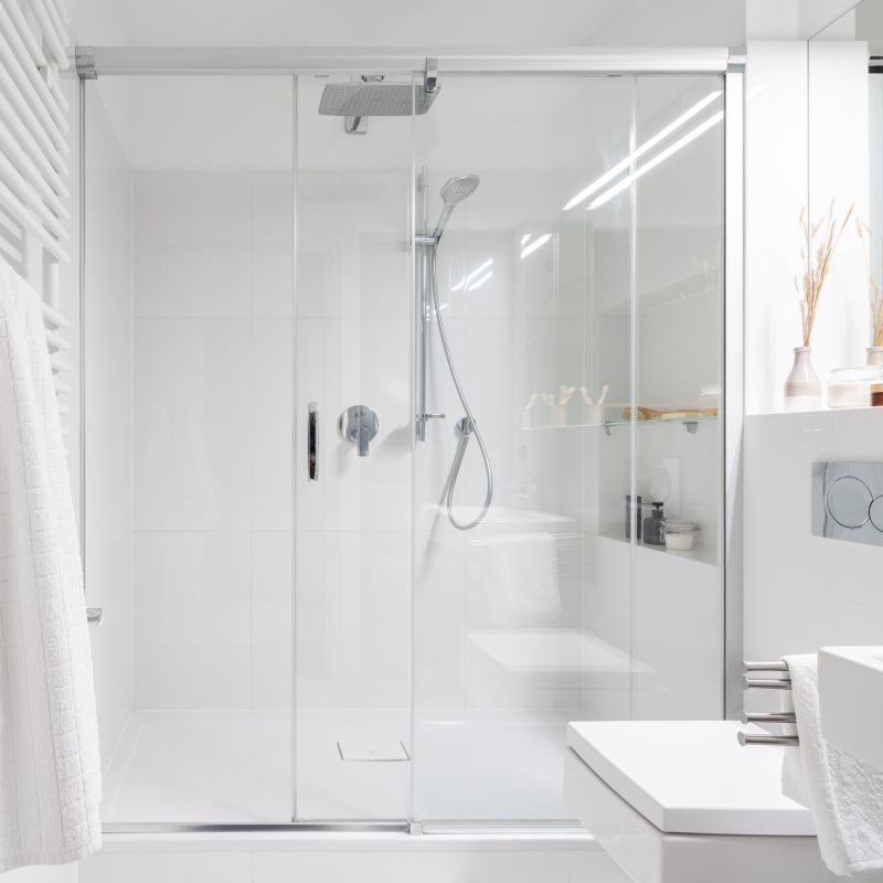 Shower with Rainfall Head and Clear Glass
